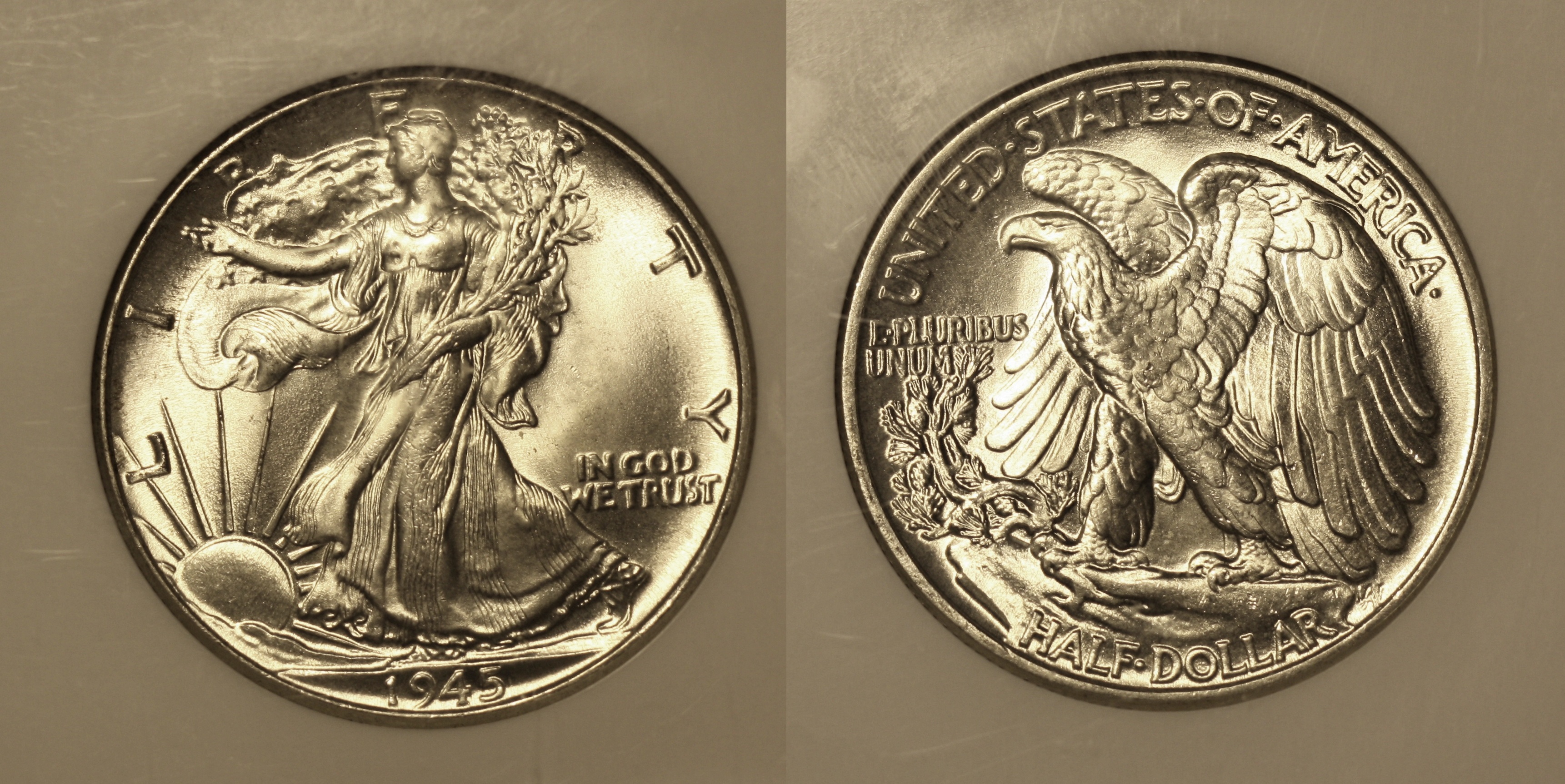 1945 Walking Liberty Half Dollar NGC MS-65 camera