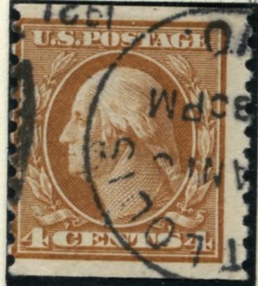 Scott 495 4 Cent Stamp Orange Brown Washington Franklin Series perforated 10 vertically no watermark