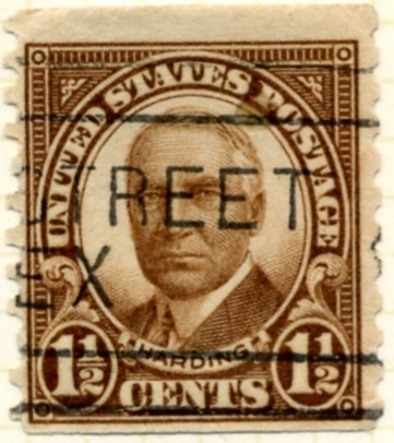Scott 686 1 1/2 Cent Stamp Warren G Harding coil stamp a